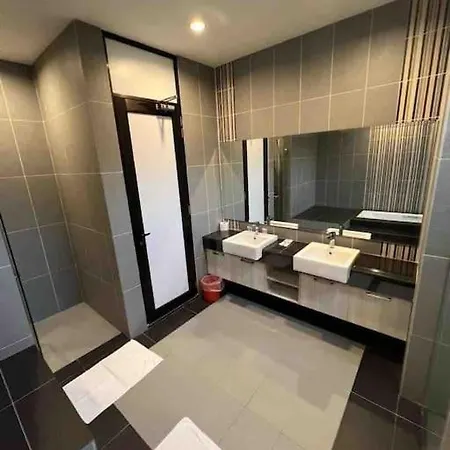 Teratak Amandarii Homestay Kajang Exterior photo